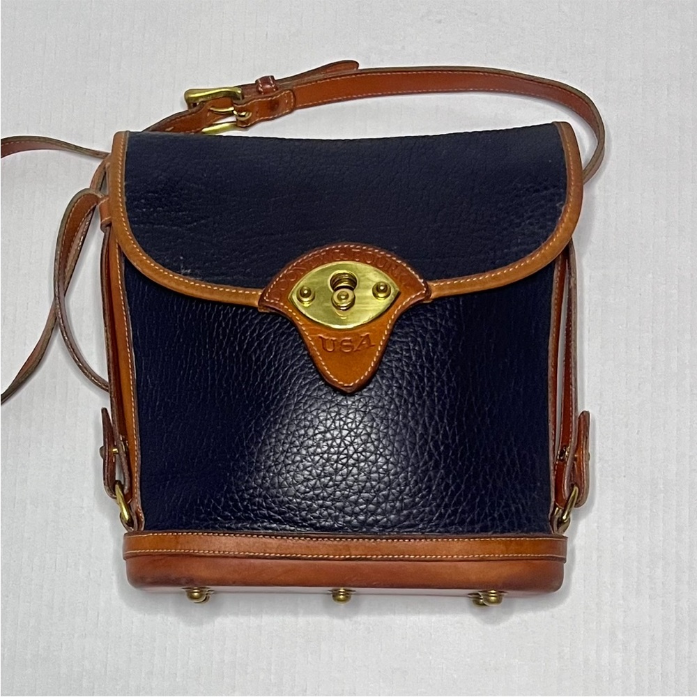Dooney & Bourke Bag - Picture 5 of 16